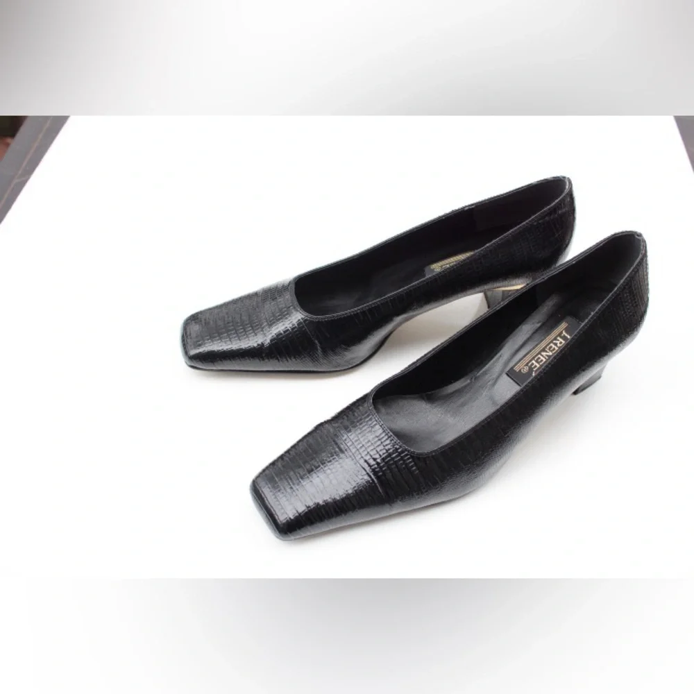 J. Renee pumps
